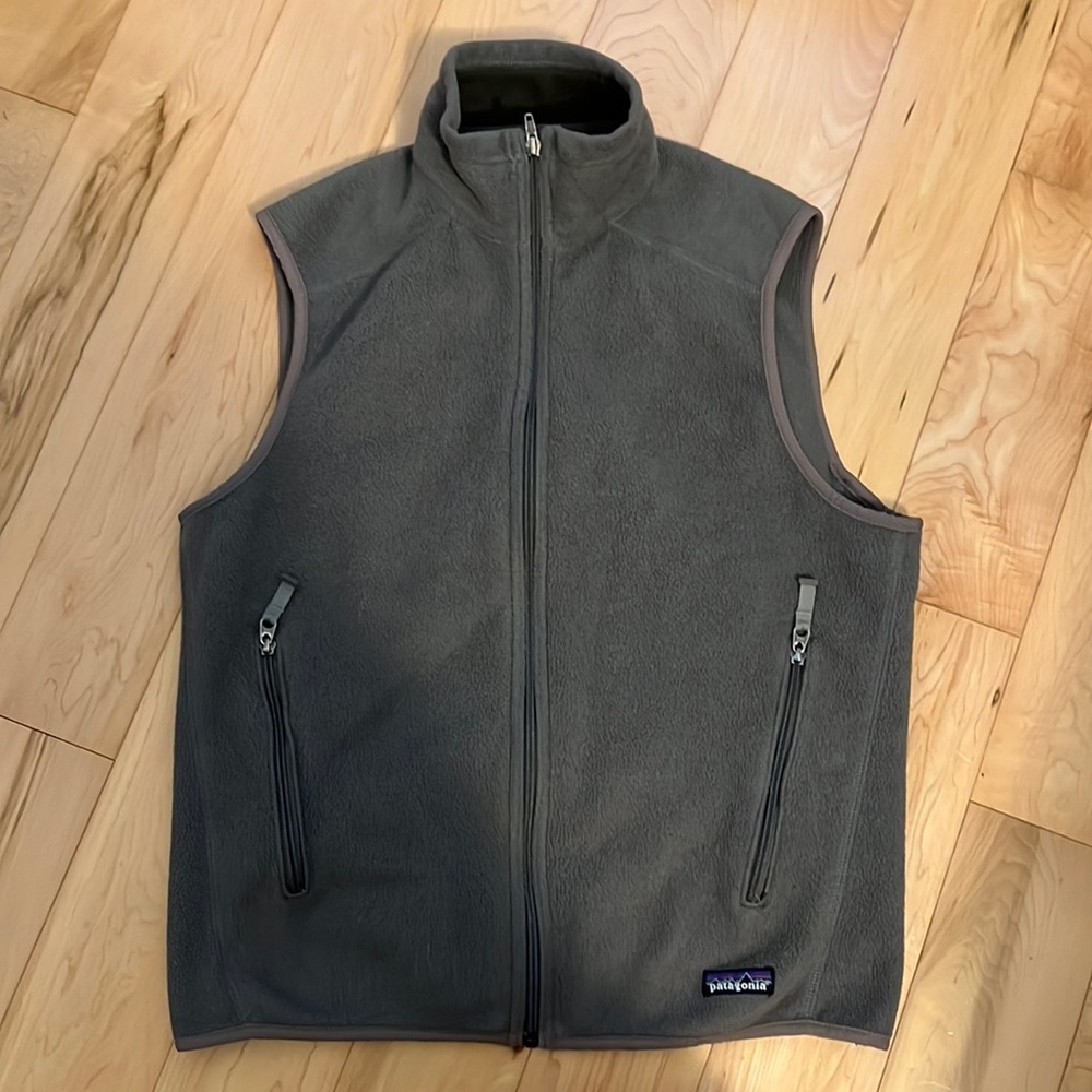 Gray Patagonia Synchilla fleece vest, Medium